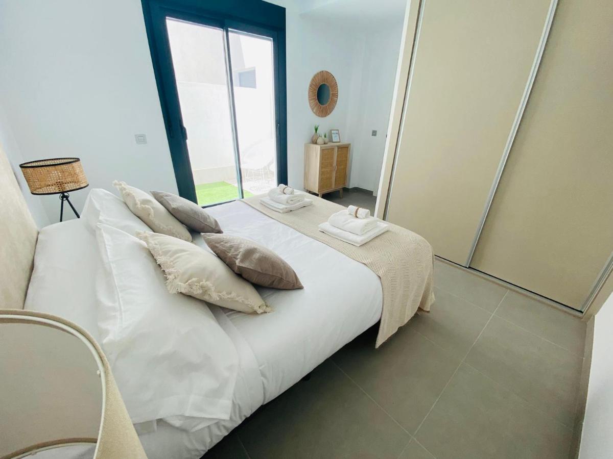 Bonito Apartamento De 2 Habitaciones Con Terraza มาลากา ภายนอก รูปภาพ