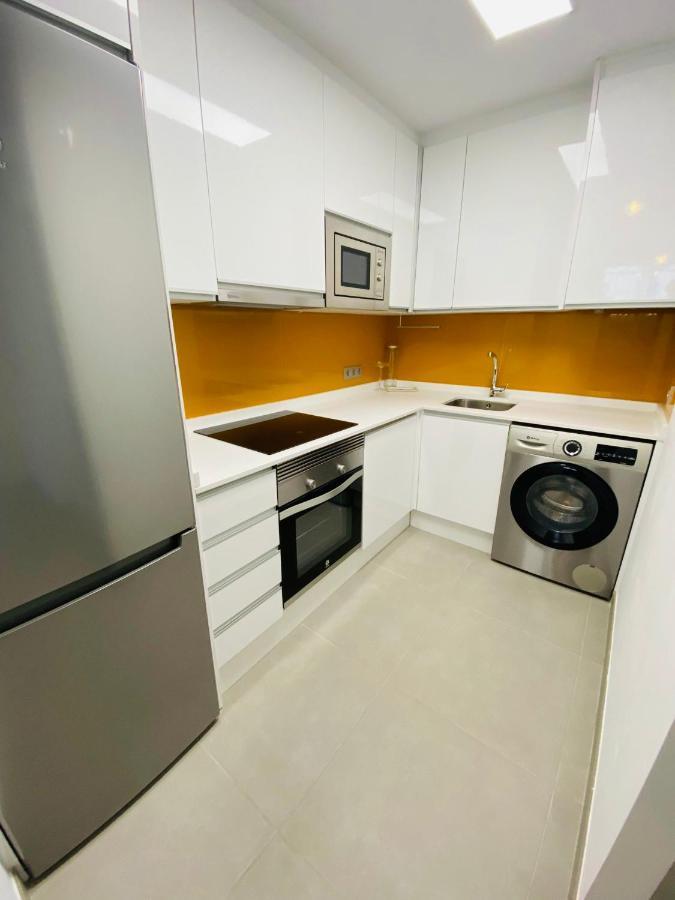 Bonito Apartamento De 2 Habitaciones Con Terraza มาลากา ภายนอก รูปภาพ